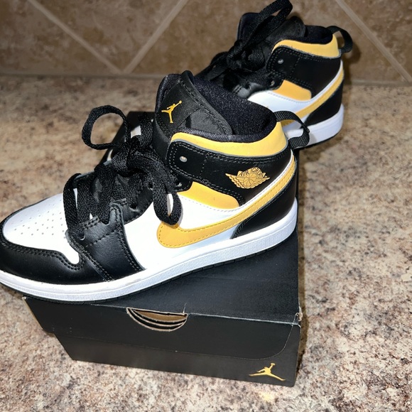 Jordan Other - Kids Jordan 1 Mid 1.5 Youth